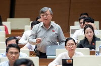 Đại biểu Trương Trọng Nghĩa: “Phải giám sát chặt chung cư mini”. 