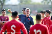 AFC đánh giá cao thầy trò HLV Troussier từ khi bóng chưa lăn.