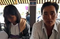 Vợ chồng chị Dư Cẩm Tú bức xúc kể về vụ việc bị “chìm theo con tàu” vì không có tiền trục vớt xác tàu.