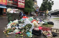 Bí thư Hà Nội chỉ rõ nguyên nhân vụ dân vây bãi rác Nam Sơn