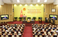 Hà Nội: Nhiều sở ngành giải trình việc thiếu trường, bãi xe... ở các khu đô thị mới