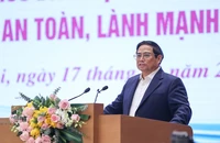 Thủ tướng: Cần phân tích rõ giá bất động sản đã phù hợp với thu nhập của người dân chưa?