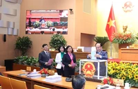 HĐND TP Hà Nội lấy phiếu tín nhiệm