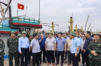 Bộ trưởng Lê Minh Hoan: Bão số 3 diễn biến khó lường, tuyệt đối không được chủ quan