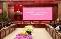 Thành uỷ Hà Nội đặt mục tiêu thu nhập bình quân của người dân lên 11.500 USD/năm
