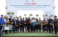 Bộ TN&MT phát động Tết trồng cây tại rừng ngập mặn của tỉnh Thái Bình