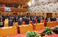 HĐND TP Hà Nội dành phút mặc niệm và quyên góp cứu trợ đồng bào miền Trung thiệt hại do bão lũ