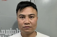 'Tú ông' điều hành ổ mại dâm có cả gái bán dâm người nước ngoài