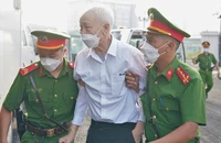 Vụ đất vàng Bình Dương: Cựu chủ tịch ‘không chỉ thao túng mà còn lạm quyền’