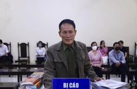 Ông Hiệp ‘khùng’ không nhận tội, VKS đề nghị phạt 9-10 năm tù