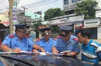 Quyền hạn của thanh tra đường bộ khi dừng phương tiện