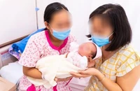 Ai sẽ được phép mang thai hộ cho vợ chồng không có con? 