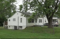 Cơ quan điều tra ở bang Tennessee (Mỹ) hồi tháng 5 phát hiện "trang trại máy tính" liên quan tới các nỗ lực quyên tiền cho chương trình vũ khí của Triều Tiên. Nguồn: NBC News