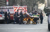 Xả súng kinh hoàng tại tòa nhà 44 tầng ở New York, nhiều người thiệt mạng
