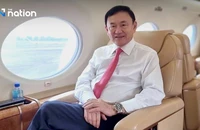Có tin ông Thaksin lên máy bay sang Dubai, vài ngày trước phiên trình diện toà