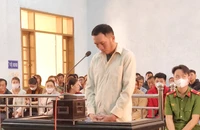 Tát vào mặt thanh niên đang chơi cờ trong quán cà phê rồi dùng dao sát hại