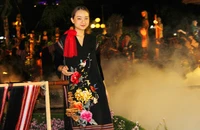 Độc đáo, mới lạ với thời trang thổ cẩm "Gia Lai ơi"