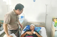 Điều tra nguyên nhân khiến xe chở cán bộ, nhân viên quản lý thị trường TP.HCM gặp nạn