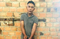 Bênh mẹ, con trai đánh cha ruột tử vong