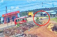 Công an xác định nguyên nhân khiến xe khách lật nghiêng trên quốc lộ 14