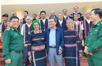 Già làng, người uy tín là điểm tựa thôn làng vùng biên
