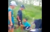 Bình Định: Xác minh trường hợp 1 nam sinh quỳ gối van xin nhưng vẫn bị đánh hội đồng