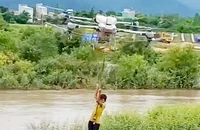 Gia Lai khẩn trương mua 2 thiết bị bay không người lái ứng phó bão số 13