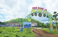 Gia Lai yêu cầu tháo dỡ nhà rông đang xây ở núi lửa Chư Đang Ya