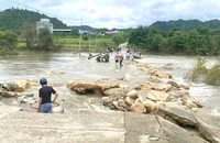Nước cuốn trôi đoạn ngầm tràn dài gần 40 mét ở Gia Lai