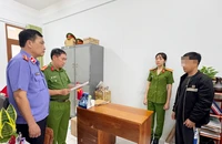 Tạm giữ 'cánh tay đắc lực' của giám đốc sản xuất cà phê giả ở Gia Lai