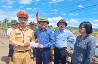 Gia Lai thưởng 'nóng' cho 1 địa phương vì đã giúp dân thoát khỏi vùng nguy hiểm