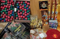 Mua bán pháo hoa không đúng chỗ, coi chừng bị phạt!