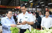 Mở luồng xanh cho thực phẩm sạch - Bài 1: Nan giải 'bài toán' ngăn chặn thực phẩm bẩn