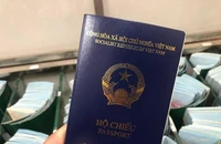 Đề nghị không thu phí khi làm thủ tục bổ sung thông tin 'nơi sinh' trên hộ chiếu