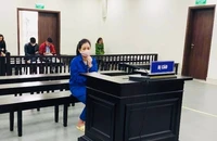Giả danh Đại tá công an, lừa cả luật sư, bác sĩ, ca sĩ nổi tiếng