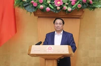 Thủ tướng: Chuẩn bị đầy đủ điều kiện để triển khai chế độ tiền lương mới từ 1-7-2024