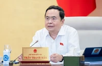 Chủ tịch Quốc hội: Đầu tư dòng đường, dòng điện, dòng nước sẽ tạo ra dòng đời tươi sáng