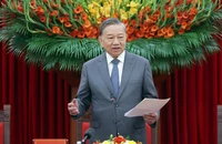 Tổng Bí thư mong các nhà khoa học đến Việt Nam nhiều hơn, ở lại lâu hơn