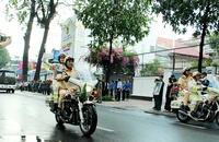 CSGT dẫn đoàn và những chuyện chưa kể