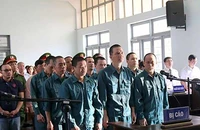 Bắt giám đốc 33 tuổi vụ buôn lậu xăng dầu 2.000 tỉ