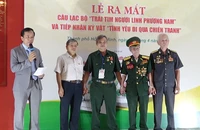Video: Các cựu chiến binh gửi tặng kỷ vật chiến tranh 