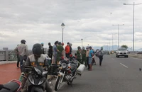 Tìm thấy thi thể cháu bé vụ ‘cha ôm con gái nhảy cầu tự tử’ 