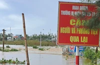 Hơn 2.300 người ở Quảng Nam đang bị cô lập do bão số 4 