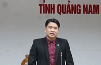 Phó Chủ tịch tỉnh Quảng Nam Trần Văn Tân ký nhiều công văn về cách ly có thu phí