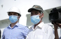Chìm tàu 15 ngư dân chết và mất tích: Người trở về đẫm nước mắt 