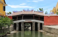 Hội An sẽ khen đơn vị thi công trùng tu di tích Chùa Cầu. Ảnh: TN