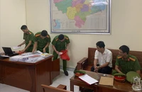 Phó Chi cục Quản lý đất đai bị tạm đình chỉ công việc vì bị công an tạm giữ. Ảnh: CA