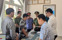 Phó chánh văn phòng UBND tỉnh Quảng Trị chèn link cá độ vào website của cơ quan nhà nước