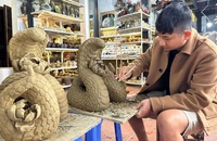 Xứ sở gốm 500 năm tuổi ở Quảng Nam trình làng linh vật rắn