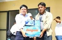 Ngư dân TP Huế vươn khơi bảo vệ chủ quyền